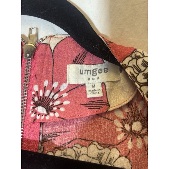 Umgee Cold‎ Shoulder Top W/ Red Floral Print Size M HH7 - Picture 3 of 4